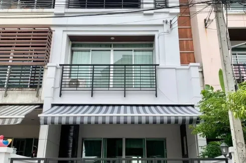 3 Bedroom Townhouse for rent in Prawet, Bangkok
