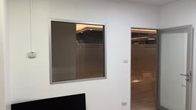 Office for rent in Chao Phraya Tower, Bang Rak, Bangkok near BTS Saphan Taksin