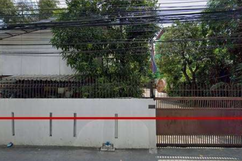 Land for sale in Khlong Tan Nuea, Bangkok