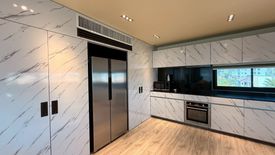 2 Bedroom Condo for rent in Penthouse Condominium, Phra Khanong Nuea, Bangkok near BTS Phra Khanong