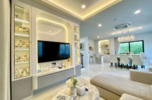 3 Bedroom House for rent in Sam Wa Tawan Tok, Bangkok