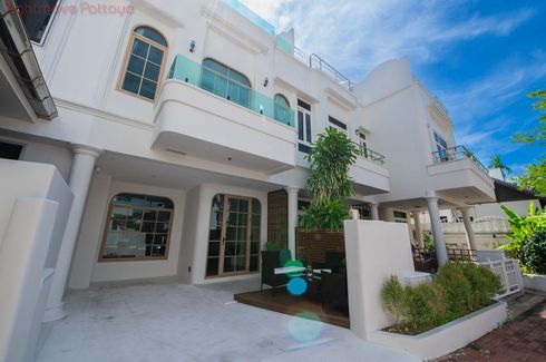 3 Bedroom House for sale in Wongamart Exclusive Place, Na Kluea, Chonburi