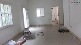 2 Bedroom House for sale in Surasak, Chonburi