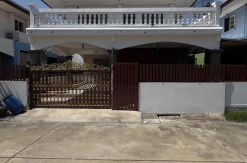 3 Bedroom House for sale in Si Kan, Bangkok