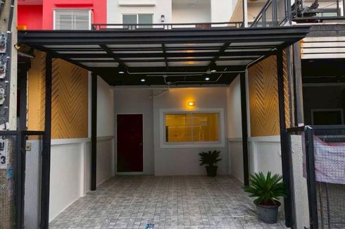 2 Bedroom Townhouse for sale in Rattanawadee Bang Bua Thong, Bang Rak Phatthana, Nonthaburi near MRT Khlong Bang Phai