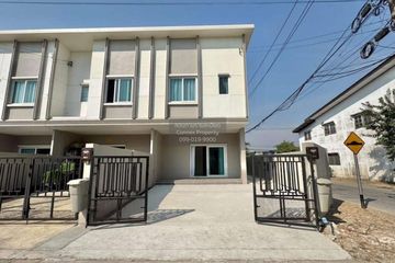 2 Bedroom Townhouse for sale in Prachathipat, Pathum Thani