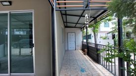 3 Bedroom Townhouse for sale in Baan Pruksa 122 Amata-bypass, Na Pa, Chonburi