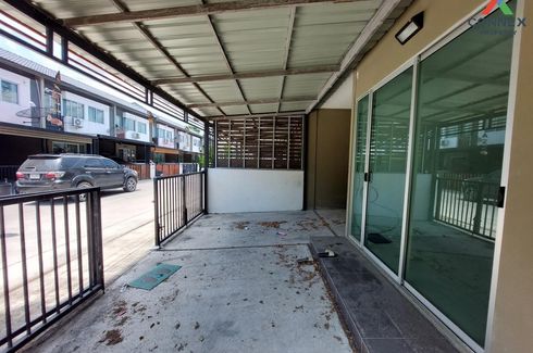 3 Bedroom Townhouse for sale in Baan Pruksa 122 Amata-bypass, Na Pa, Chonburi