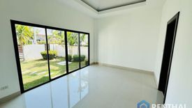 2 Bedroom House for sale in Baan Dusit Garden, Huai Yai, Chonburi