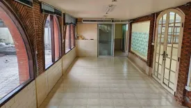 4 Bedroom House for sale in Phra Khanong Nuea, Bangkok near BTS Phra Khanong