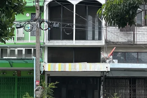 2 Bedroom Townhouse for rent in Bang Chak, Bangkok near BTS On Nut