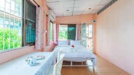 6 Bedroom House for sale in Bang Bamru, Bangkok near MRT Bang Yi Khan