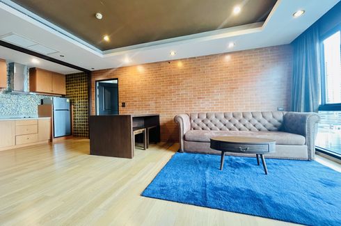 1 Bedroom Condo for sale in Noble Reflex, Phaya Thai, Bangkok near BTS Ari