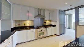 3 Bedroom Condo for rent in Ruamrudee House, Lumpini, Bangkok near BTS Ploen Chit