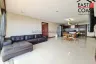 3 Bedroom Condo for Sale or Rent in Na Kluea, Chonburi