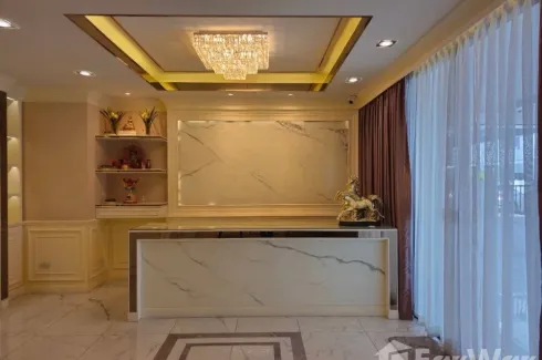 2 Bedroom Townhouse for sale in District Ekkamai-Ramintra, Nuan Chan, Bangkok