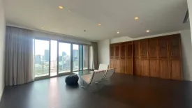 3 Bedroom Condo for rent in 185 Rajadamri, Lumpini, Bangkok near BTS Ratchadamri