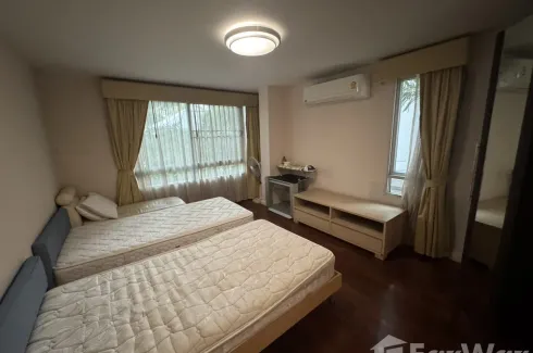2 Bedroom Condo for rent in 49 Plus, Khlong Tan Nuea, Bangkok near BTS Phrom Phong
