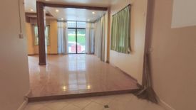 3 Bedroom House for sale in Parichat Land & House, Nong Chom, Chiang Mai