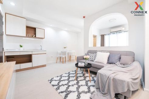 1 Bedroom Condo for sale in Bang Chak, Bangkok