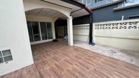 3 Bedroom Townhouse for sale in Taweethong 3 Phetkasem 69, Nong Khaem, Bangkok