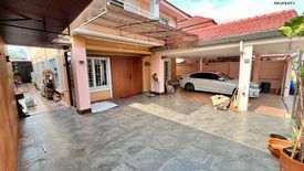 5 Bedroom Townhouse for sale in Taweethong 3 Phetkasem 69, Nong Khaem, Bangkok
