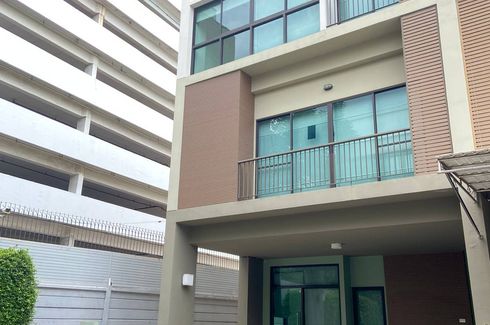 3 Bedroom Townhouse for sale in Lumpini Town Residence Bangna-Srinakarin, Bang Na, Bangkok near MRT Si Iam