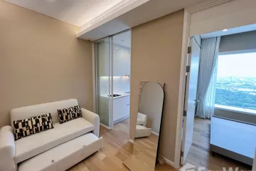 1 Bedroom Condo for rent in The Saint Residences, Chom Phon, Bangkok near MRT Phahon Yothin