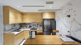 2 Bedroom Condo for rent in Baan Thanon Sarasin, Lumpini, Bangkok near MRT Silom