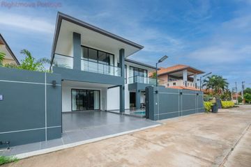 6 Bedroom House for sale in Eakmongkol Village 2, Nong Prue, Chonburi