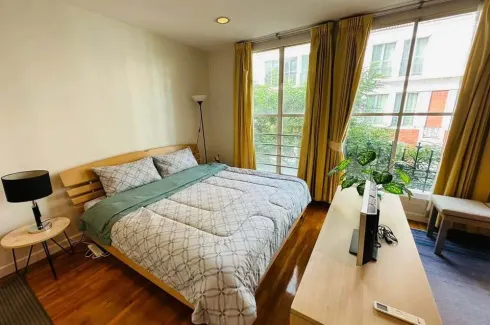 5 Bedroom Townhouse for rent in Baan Klangkrung Thonglor, Khlong Tan Nuea, Bangkok near BTS Thong Lo