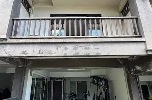 2 Bedroom Townhouse for sale in Patong, Phuket