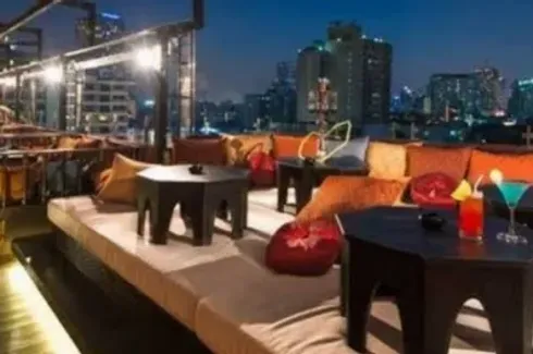 Commercial for rent in Khlong Tan Nuea, Bangkok