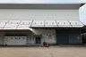 Warehouse / Factory for rent in Lahan, Nonthaburi