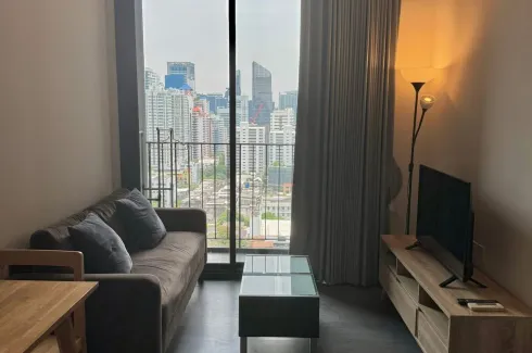 1 Bedroom Condo for rent in Edge Sukhumvit 23, Khlong Toei Nuea, Bangkok near BTS Asoke