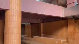 Commercial for rent in Khlong Tan Nuea, Bangkok