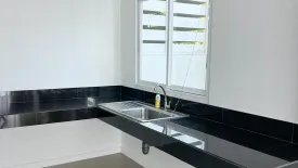 3 Bedroom Townhouse for sale in Nong Khwai, Chiang Mai