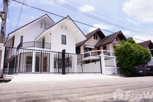 3 Bedroom House for rent in Bang Na, Bangkok