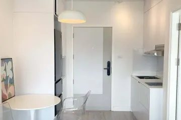 1 Bedroom Condo for rent in Lumpini Place Rama 3 - Riverine, Bang Phong Pang, Bangkok near BTS Surasak