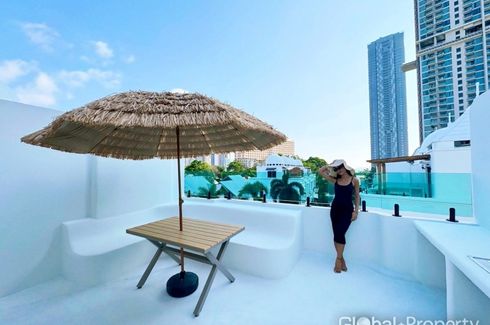 3 Bedroom House for sale in Na Kluea, Chonburi