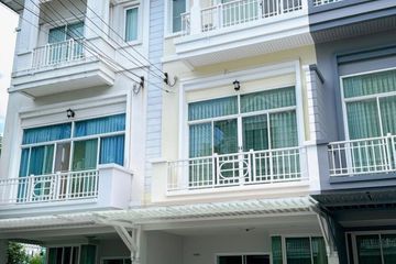 3 Bedroom Townhouse for sale in The Metro Rama 9, Prawet, Bangkok