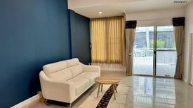 3 Bedroom Townhouse for sale in The Metro Rama 9, Prawet, Bangkok