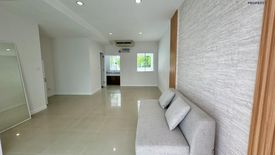 3 Bedroom Townhouse for sale in The Metro Rama 9, Prawet, Bangkok