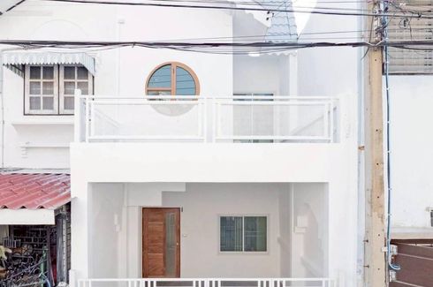 2 Bedroom Townhouse for sale in Don Mueang, Bangkok