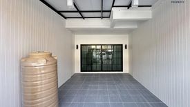 2 Bedroom Townhouse for sale in Prachathipat, Pathum Thani