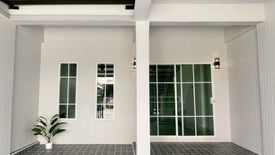 2 Bedroom House for sale in Prachathipat, Pathum Thani