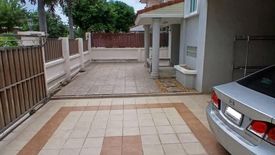 3 Bedroom House for sale in Warapirom Watcharaphol, O Ngoen, Bangkok