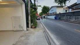 2 Bedroom Townhouse for sale in Saphan Sung, Bangkok