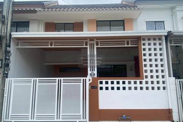 3 Bedroom Townhouse for sale in Khlong Sam, Pathum Thani