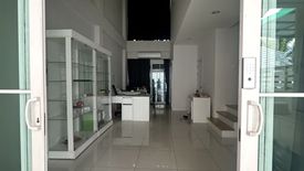 5 Bedroom Townhouse for rent in Bang Na, Bangkok